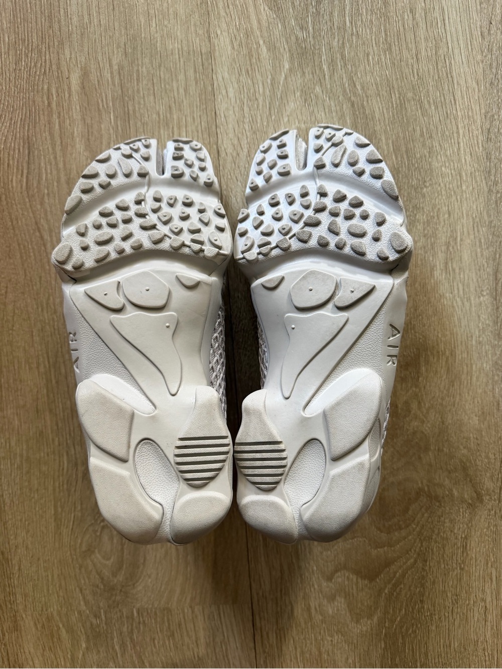 Nike Air Rift - Picture 5 of 9